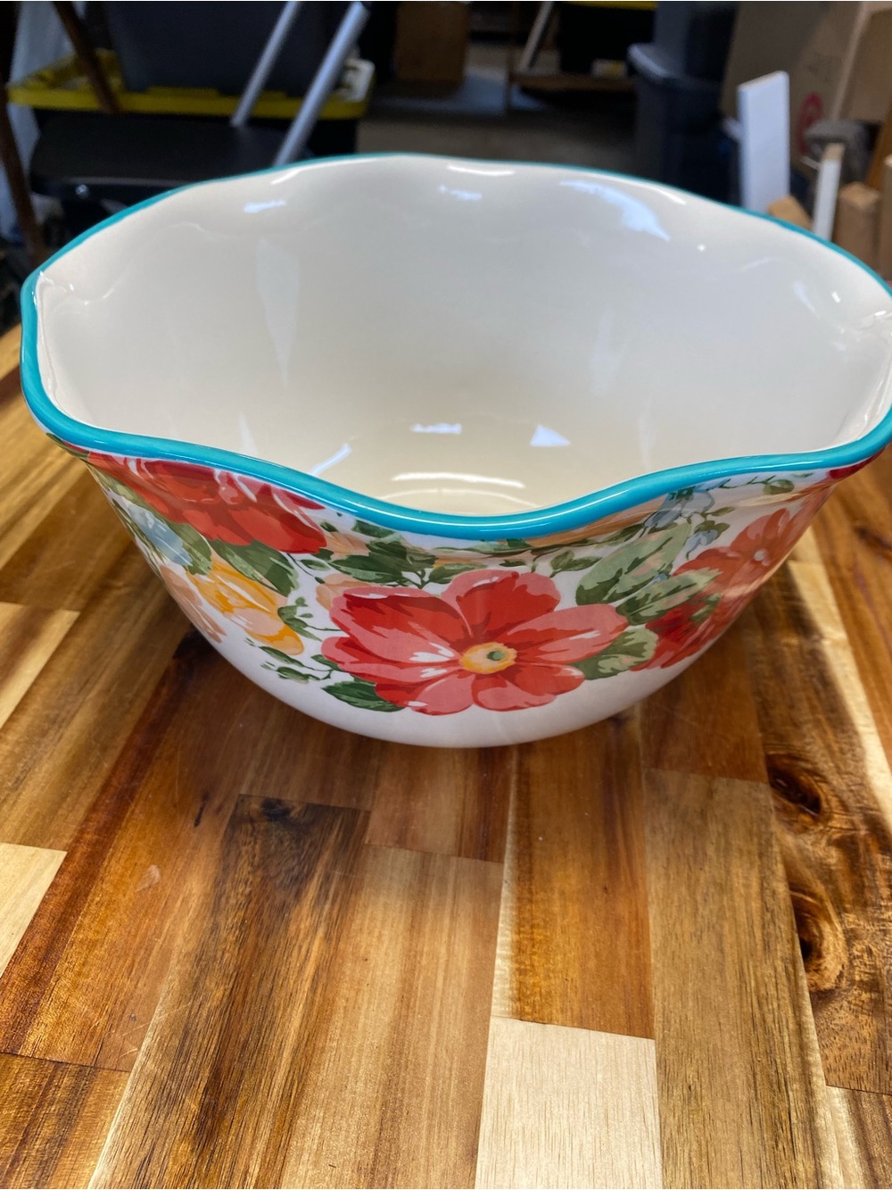 The Pioneer Woman Floral Stoneware 10”x 6” Bowl Multicolor Scalloped Rim Round